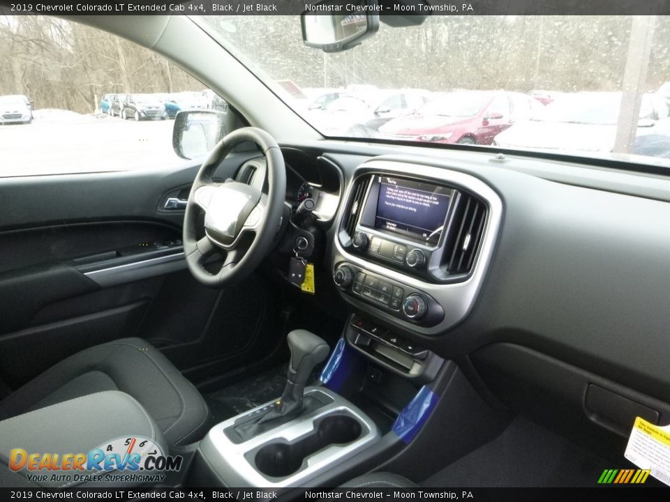 2019 Chevrolet Colorado LT Extended Cab 4x4 Black / Jet Black Photo #9
