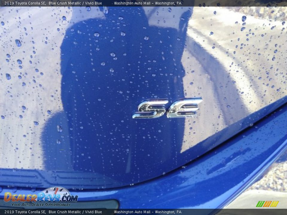 2019 Toyota Corolla SE Blue Crush Metallic / Vivid Blue Photo #4