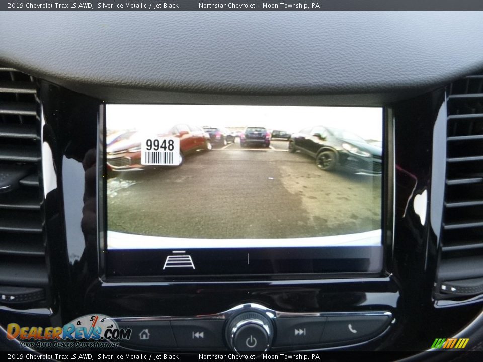2019 Chevrolet Trax LS AWD Silver Ice Metallic / Jet Black Photo #18