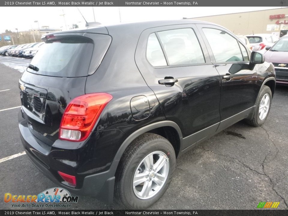 2019 Chevrolet Trax LS AWD Mosaic Black Metallic / Jet Black Photo #5