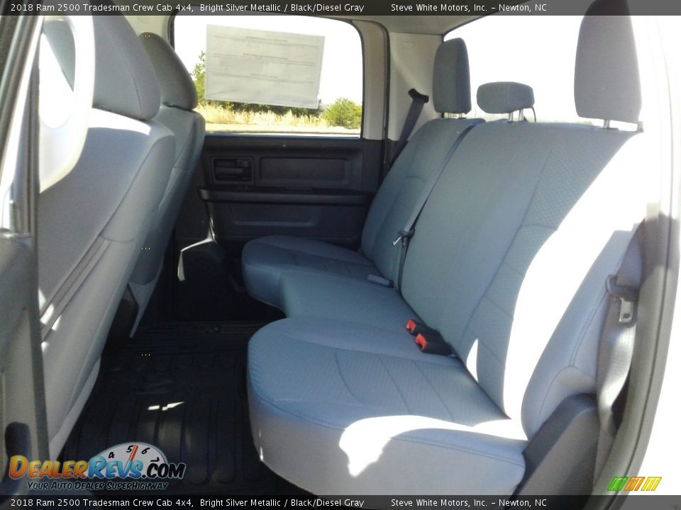 2018 Ram 2500 Tradesman Crew Cab 4x4 Bright Silver Metallic / Black/Diesel Gray Photo #11