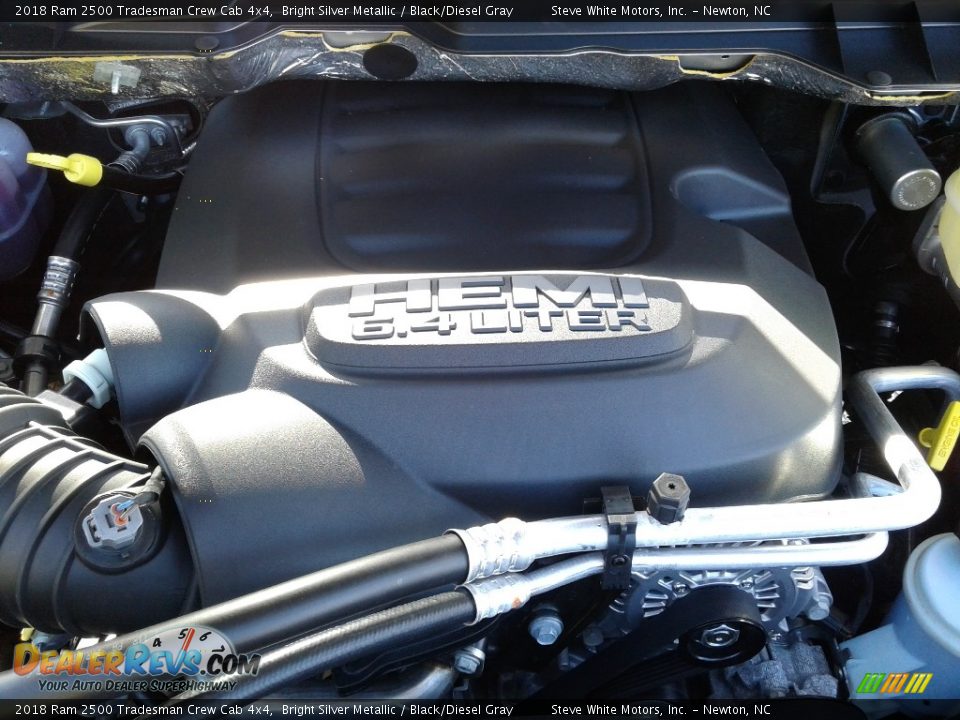 2018 Ram 2500 Tradesman Crew Cab 4x4 Bright Silver Metallic / Black/Diesel Gray Photo #27