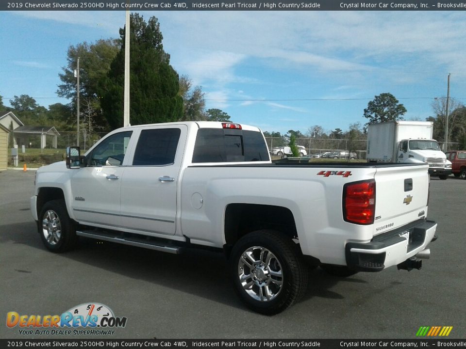 2019 Chevrolet Silverado 2500HD High Country Crew Cab 4WD Iridescent Pearl Tricoat / High Country Saddle Photo #3