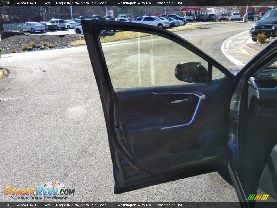 2019 Toyota RAV4 XLE AWD Magnetic Gray Metallic / Black Photo #10