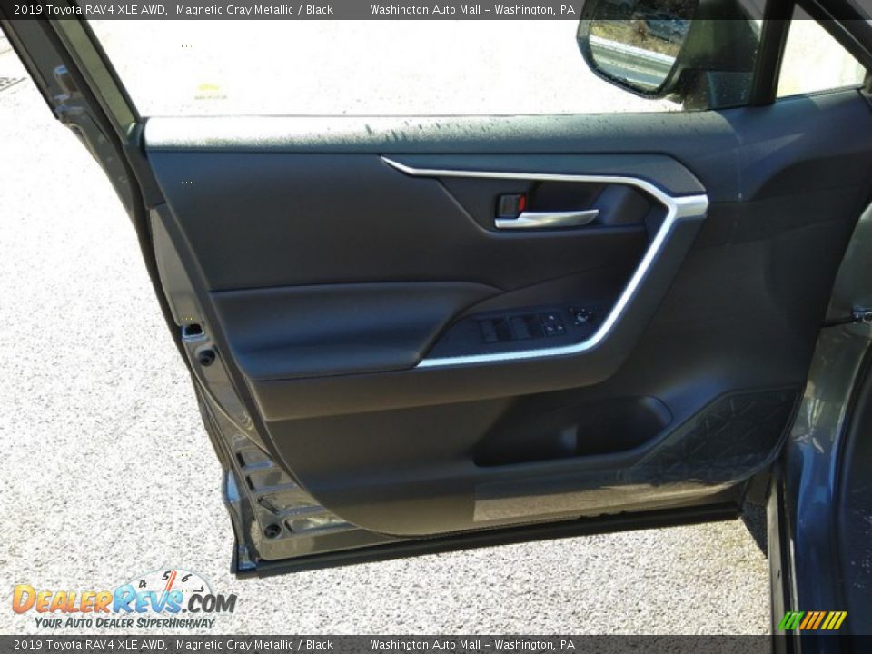 2019 Toyota RAV4 XLE AWD Magnetic Gray Metallic / Black Photo #11