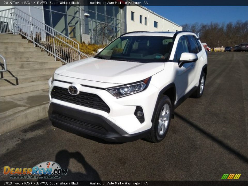 2019 Toyota RAV4 XLE AWD Super White / Black Photo #1