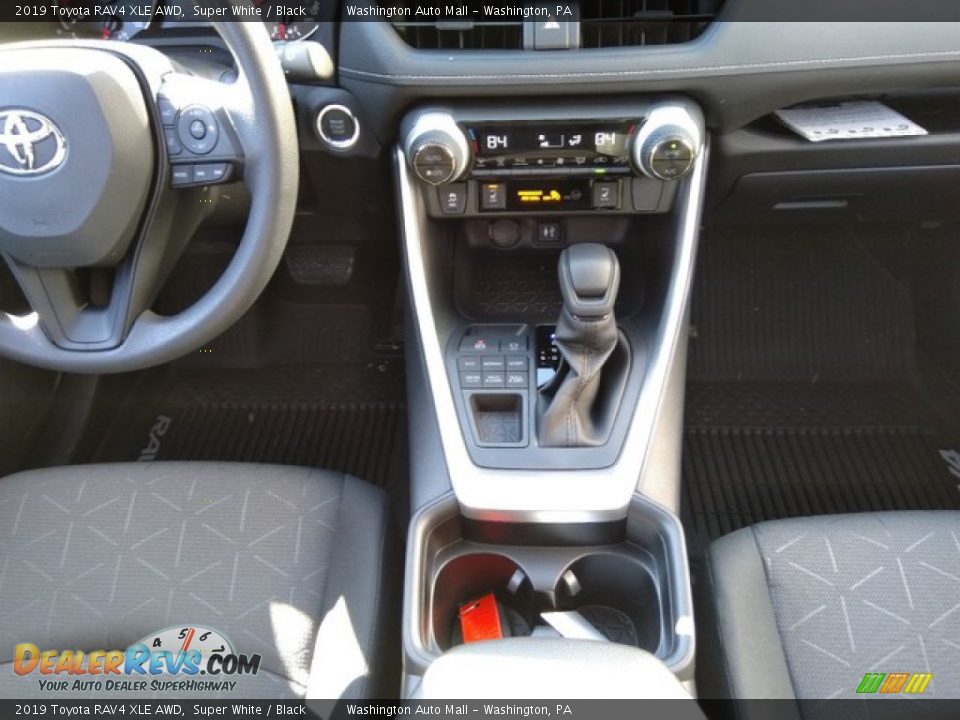 2019 Toyota RAV4 XLE AWD Super White / Black Photo #20