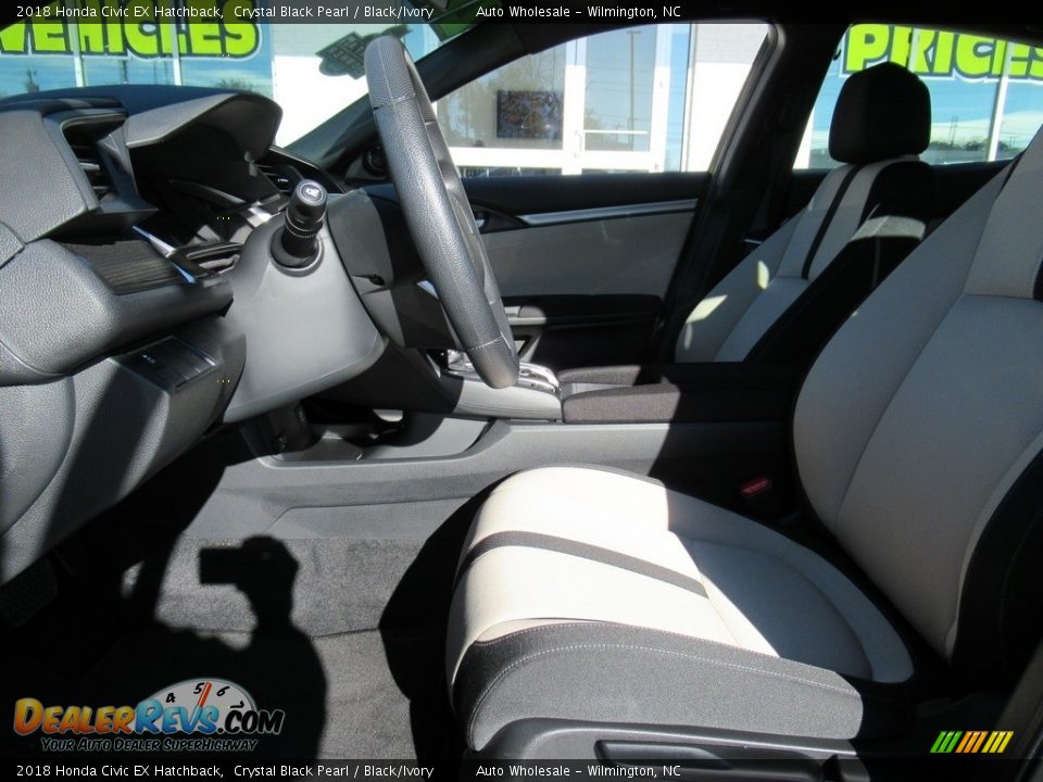 2018 Honda Civic EX Hatchback Crystal Black Pearl / Black/Ivory Photo #11