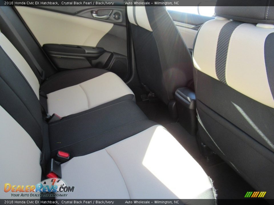 2018 Honda Civic EX Hatchback Crystal Black Pearl / Black/Ivory Photo #14