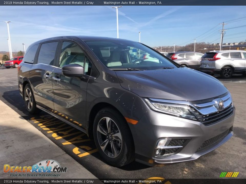 2019 Honda Odyssey Touring Modern Steel Metallic / Gray Photo #5