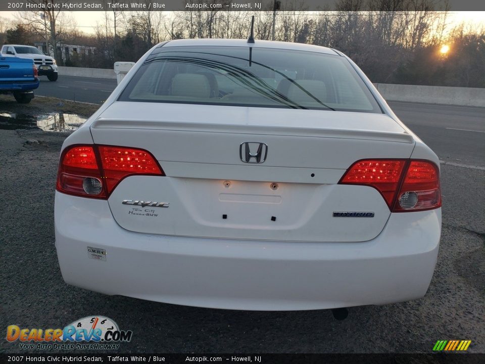 2007 Honda Civic Hybrid Sedan Taffeta White / Blue Photo #5