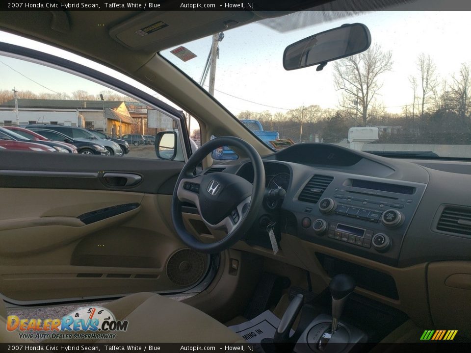 2007 Honda Civic Hybrid Sedan Taffeta White / Blue Photo #13