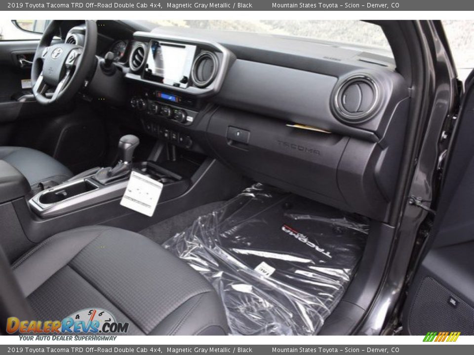 2019 Toyota Tacoma TRD Off-Road Double Cab 4x4 Magnetic Gray Metallic / Black Photo #11