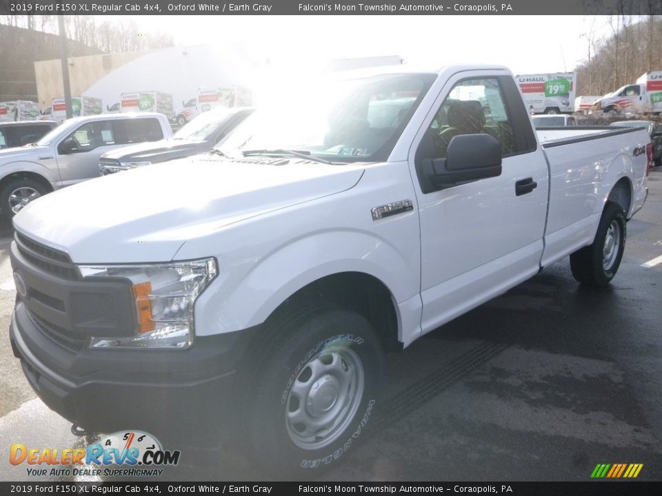 2019 Ford F150 XL Regular Cab 4x4 Oxford White / Earth Gray Photo #2