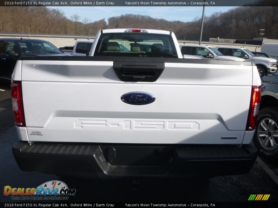 2019 Ford F150 XL Regular Cab 4x4 Oxford White / Earth Gray Photo #4