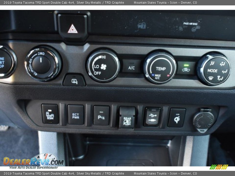 2019 Toyota Tacoma TRD Sport Double Cab 4x4 Silver Sky Metallic / TRD Graphite Photo #29