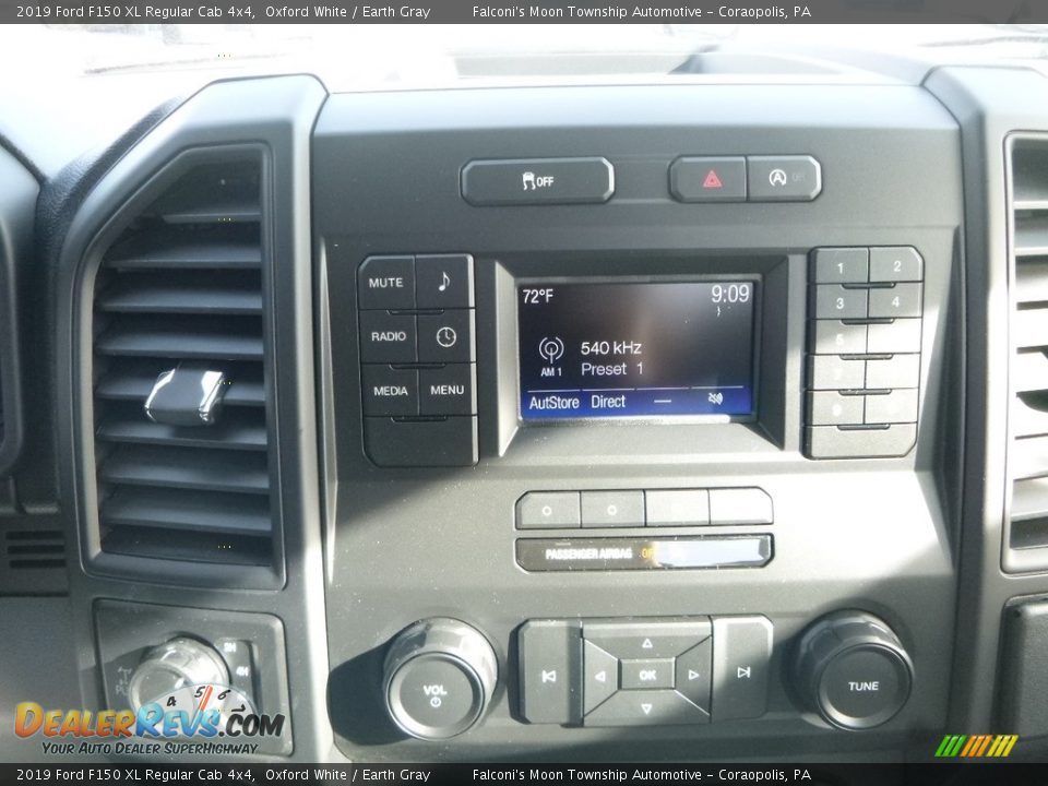 2019 Ford F150 XL Regular Cab 4x4 Oxford White / Earth Gray Photo #13