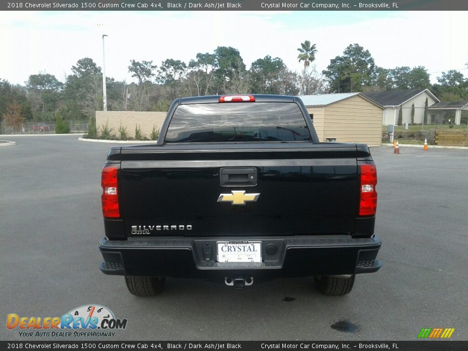 2018 Chevrolet Silverado 1500 Custom Crew Cab 4x4 Black / Dark Ash/Jet Black Photo #4