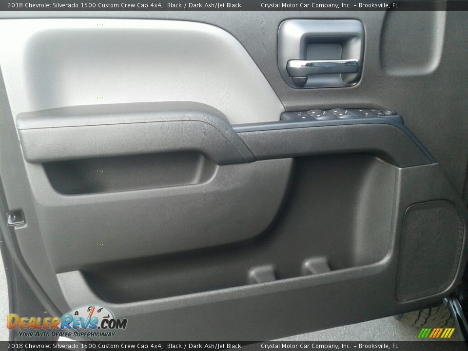 2018 Chevrolet Silverado 1500 Custom Crew Cab 4x4 Black / Dark Ash/Jet Black Photo #17