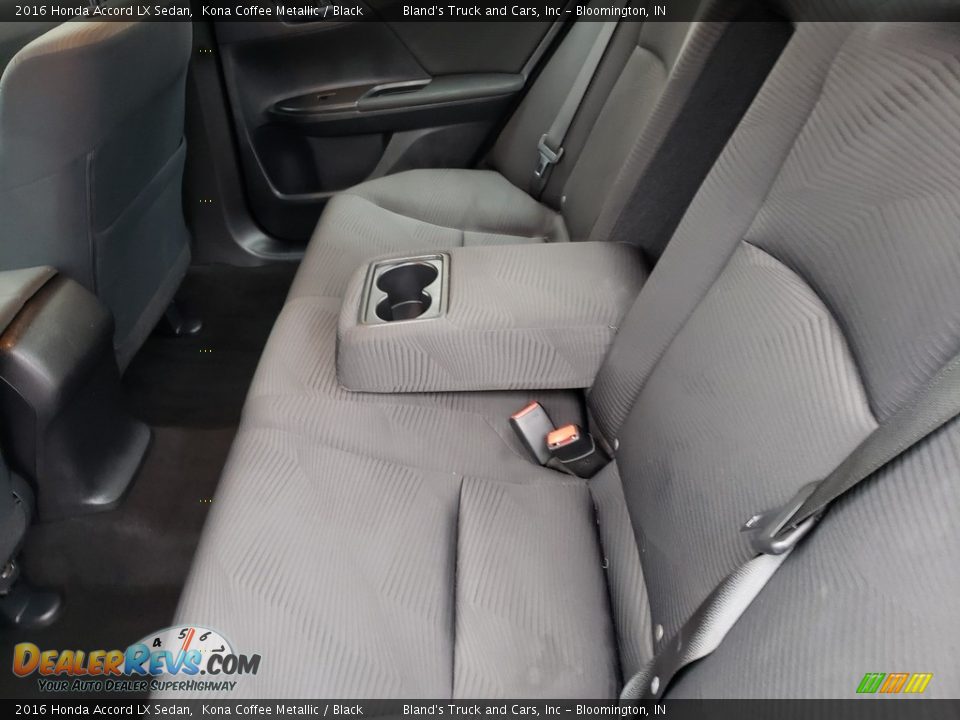 2016 Honda Accord LX Sedan Kona Coffee Metallic / Black Photo #32