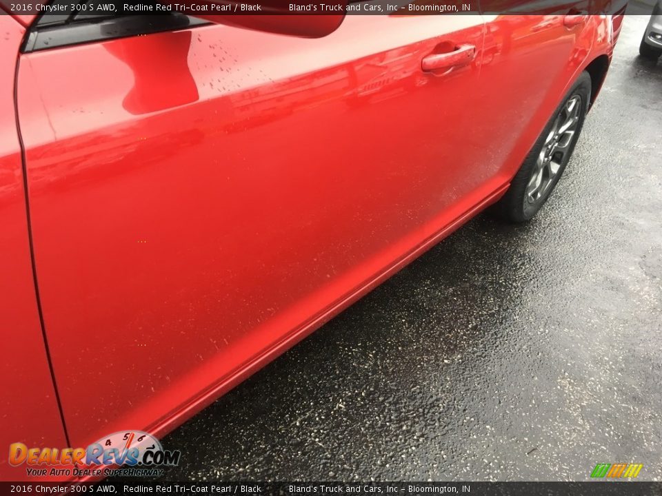 2016 Chrysler 300 S AWD Redline Red Tri-Coat Pearl / Black Photo #10
