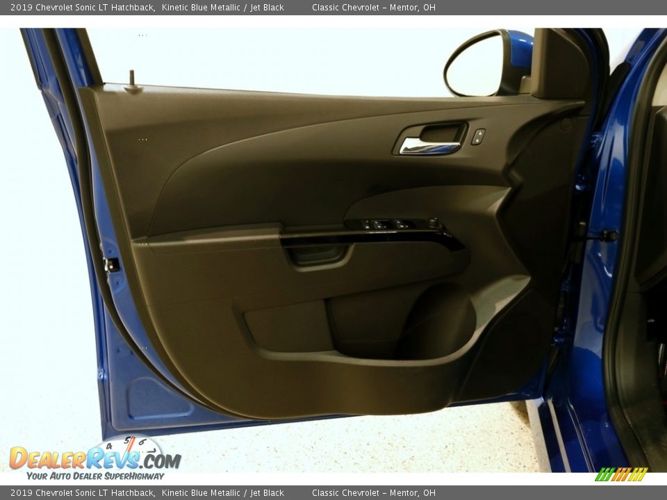 2019 Chevrolet Sonic LT Hatchback Kinetic Blue Metallic / Jet Black Photo #4