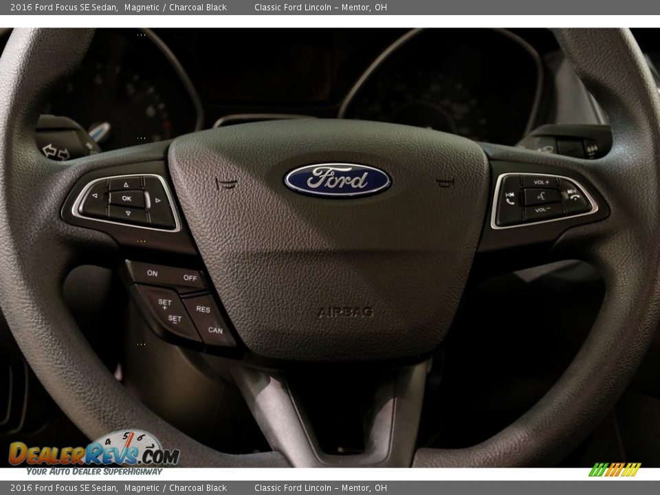 2016 Ford Focus SE Sedan Magnetic / Charcoal Black Photo #7