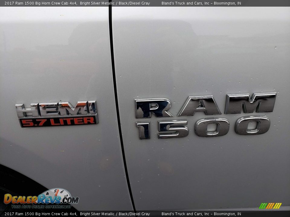 2017 Ram 1500 Big Horn Crew Cab 4x4 Bright Silver Metallic / Black/Diesel Gray Photo #3