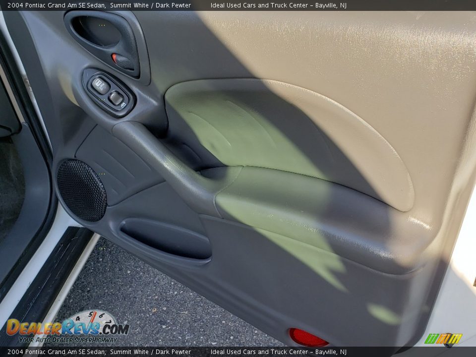2004 Pontiac Grand Am SE Sedan Summit White / Dark Pewter Photo #9