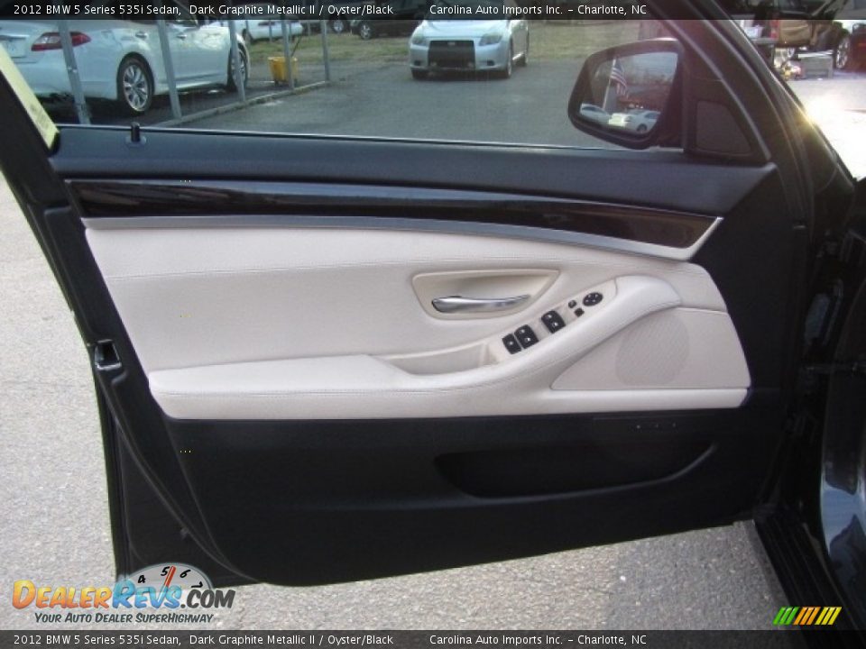 2012 BMW 5 Series 535i Sedan Dark Graphite Metallic II / Oyster/Black Photo #18