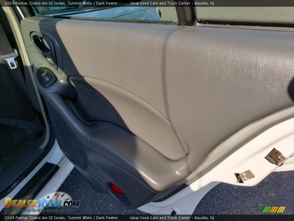 2004 Pontiac Grand Am SE Sedan Summit White / Dark Pewter Photo #12