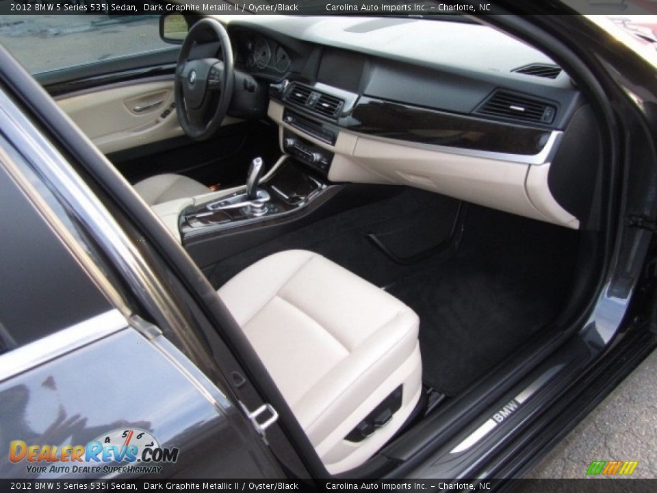2012 BMW 5 Series 535i Sedan Dark Graphite Metallic II / Oyster/Black Photo #22
