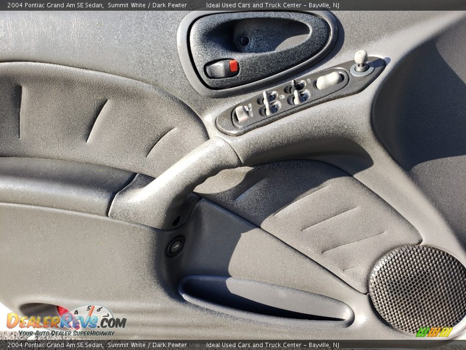 2004 Pontiac Grand Am SE Sedan Summit White / Dark Pewter Photo #19