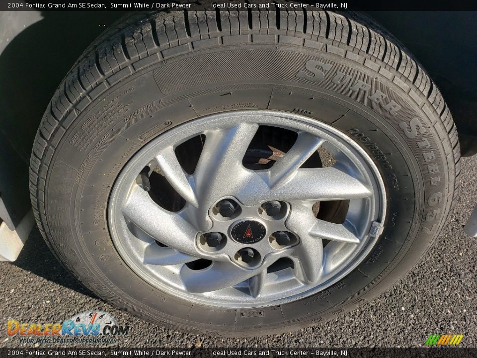 2004 Pontiac Grand Am SE Sedan Summit White / Dark Pewter Photo #24