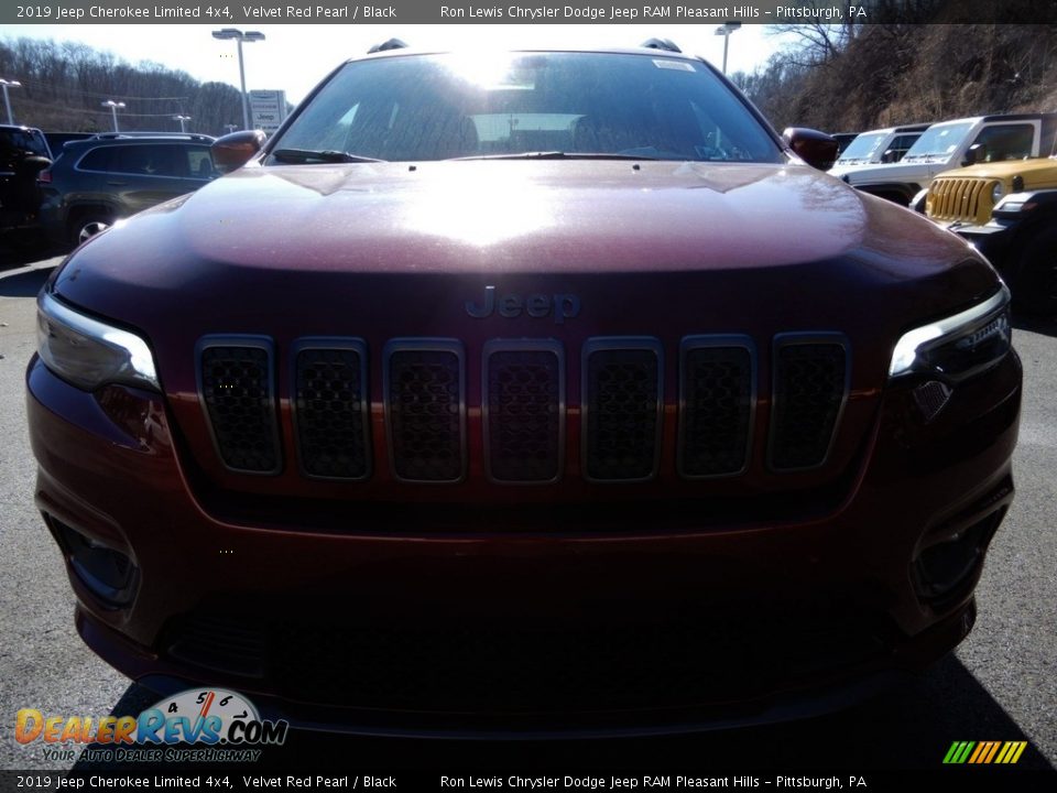 2019 Jeep Cherokee Limited 4x4 Velvet Red Pearl / Black Photo #9