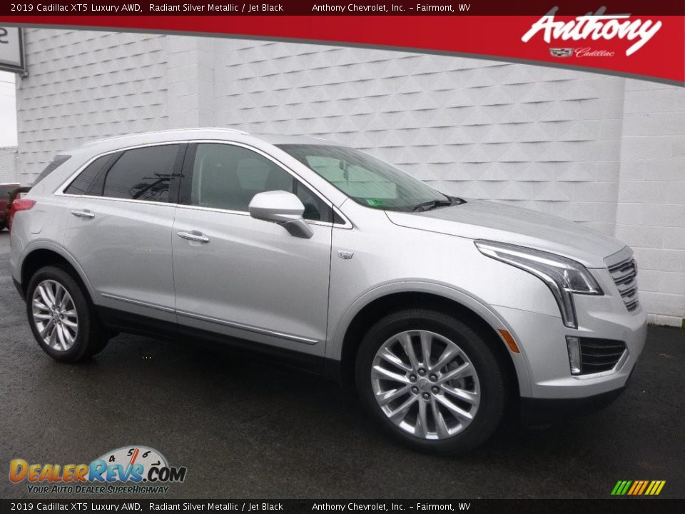 2019 Cadillac XT5 Luxury AWD Radiant Silver Metallic / Jet Black Photo #1