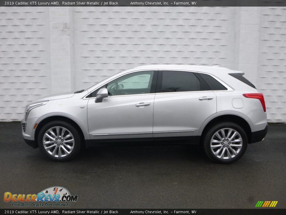 2019 Cadillac XT5 Luxury AWD Radiant Silver Metallic / Jet Black Photo #4