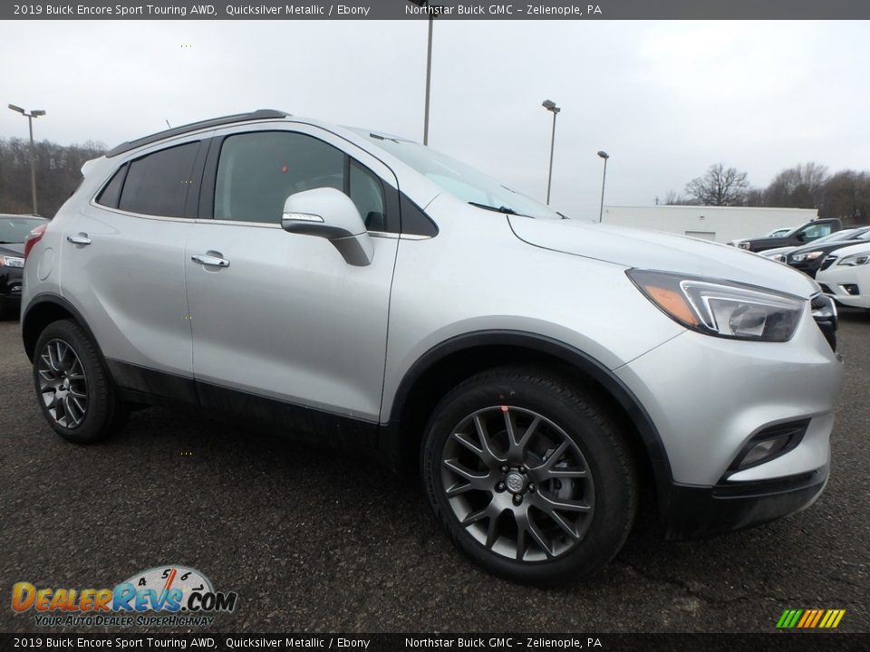 Front 3/4 View of 2019 Buick Encore Sport Touring AWD Photo #3