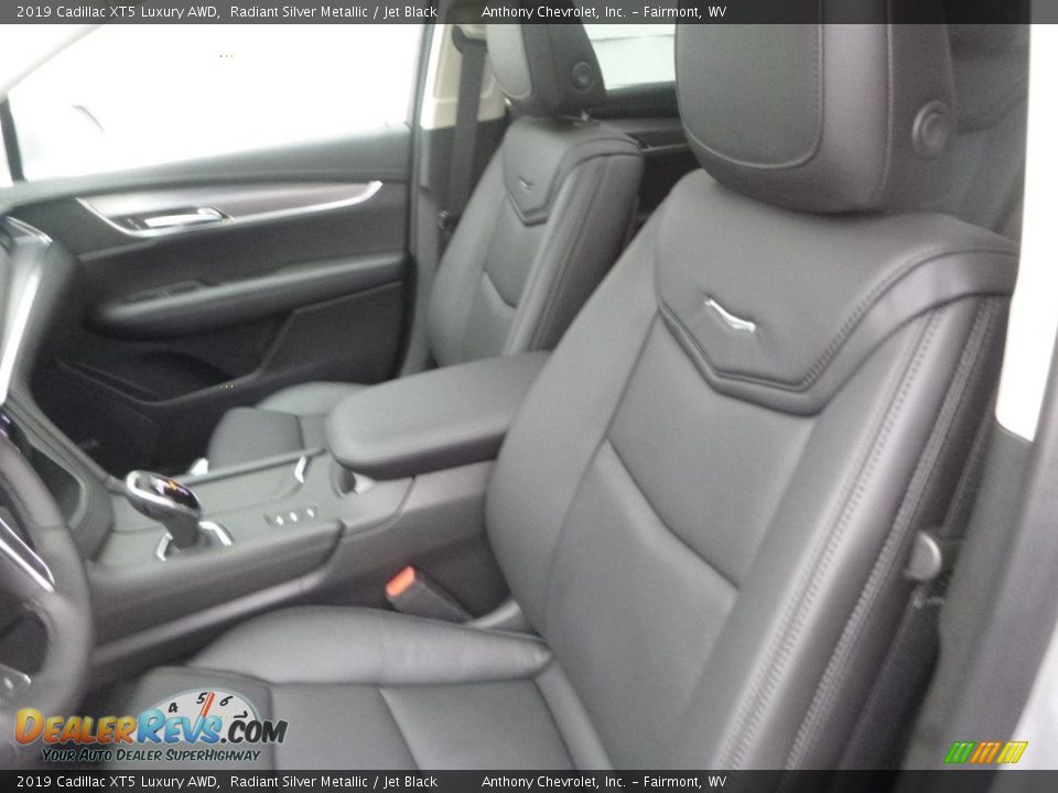 2019 Cadillac XT5 Luxury AWD Radiant Silver Metallic / Jet Black Photo #12
