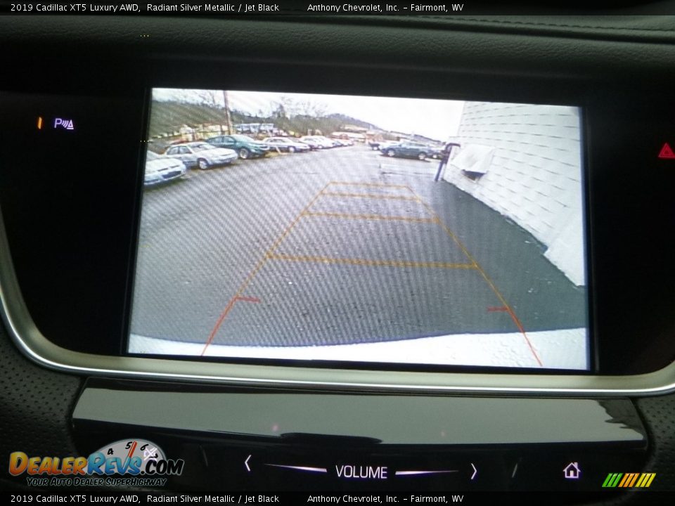 2019 Cadillac XT5 Luxury AWD Radiant Silver Metallic / Jet Black Photo #17