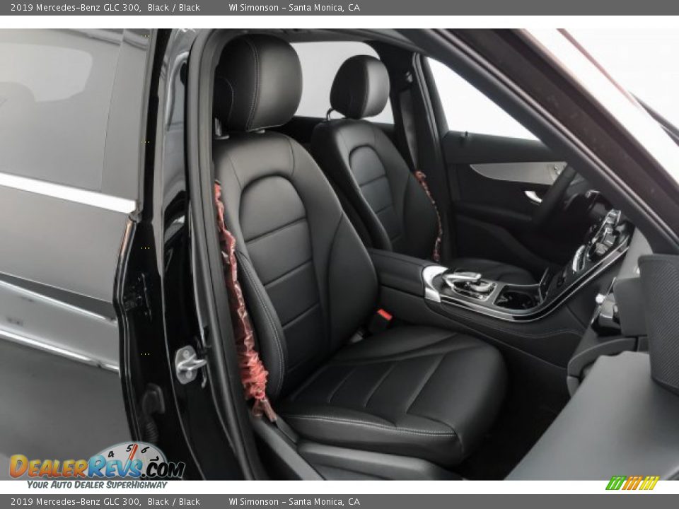 2019 Mercedes-Benz GLC 300 Black / Black Photo #5