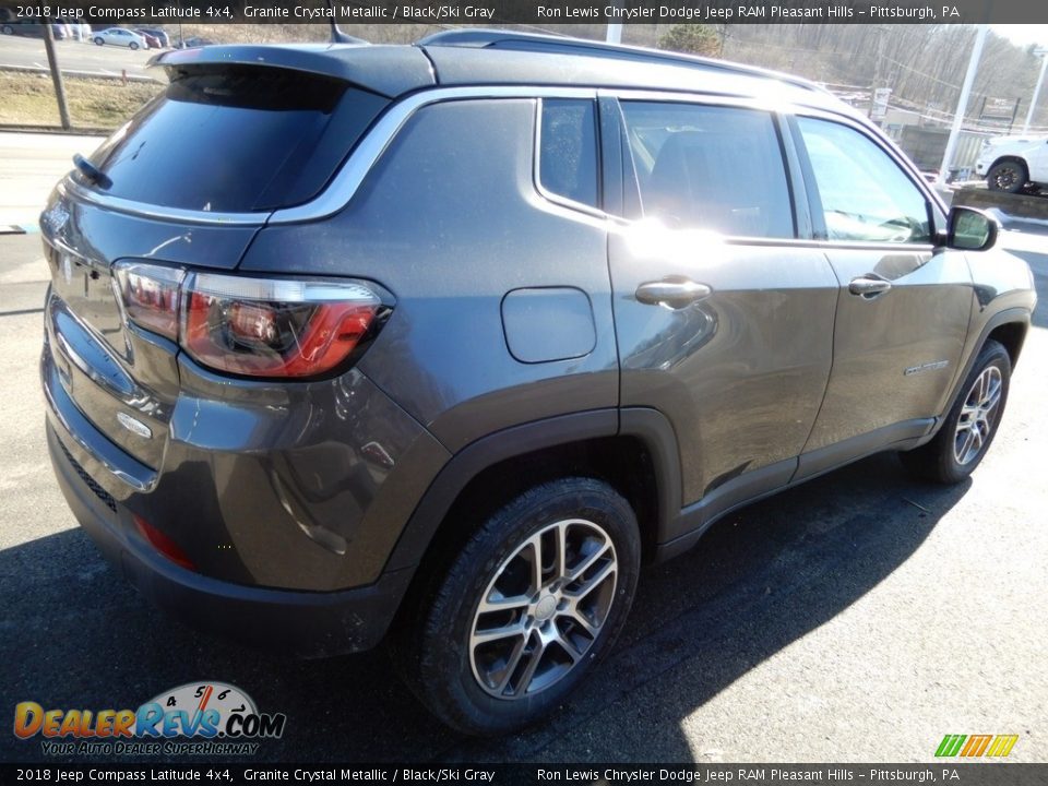 2018 Jeep Compass Latitude 4x4 Granite Crystal Metallic / Black/Ski Gray Photo #6