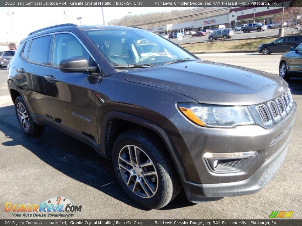 2018 Jeep Compass Latitude 4x4 Granite Crystal Metallic / Black/Ski Gray Photo #8