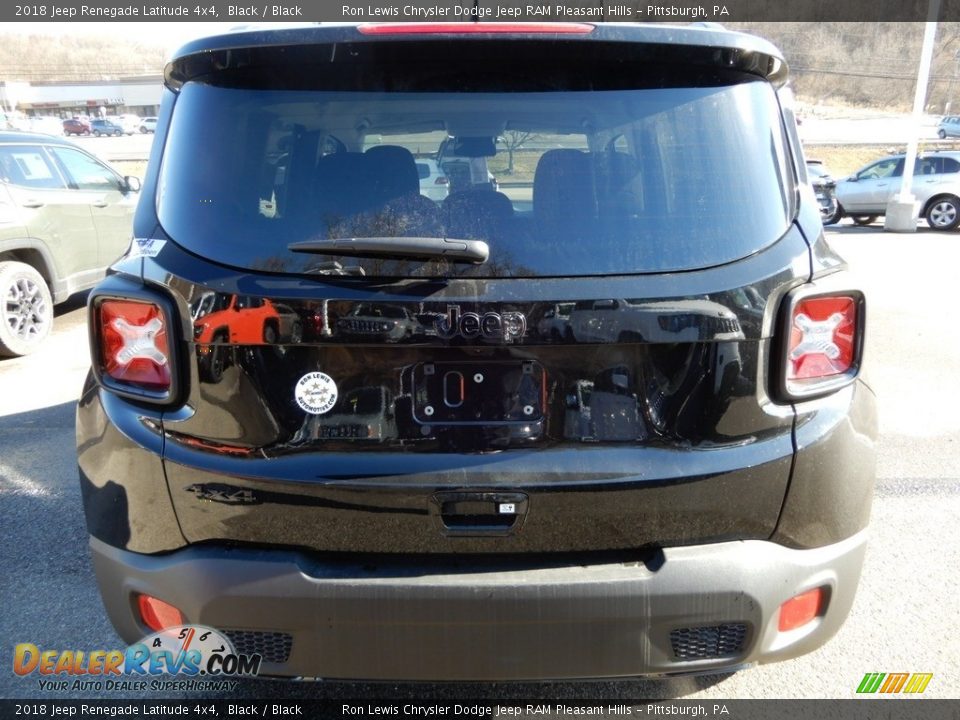 2018 Jeep Renegade Latitude 4x4 Black / Black Photo #4
