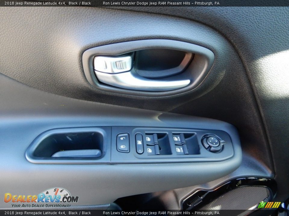 2018 Jeep Renegade Latitude 4x4 Black / Black Photo #14