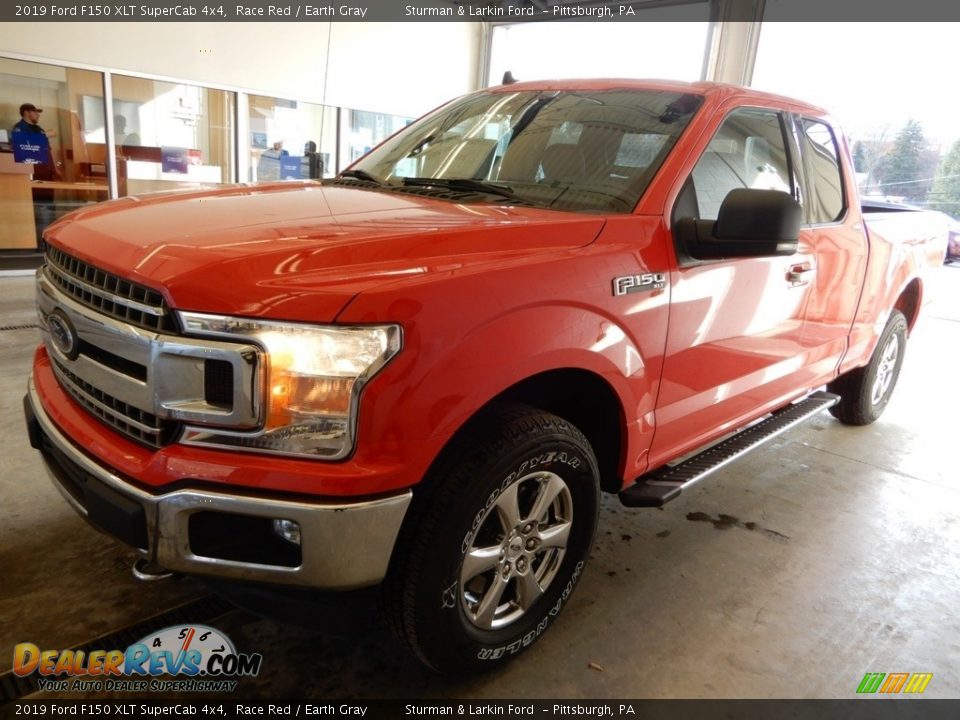 2019 Ford F150 XLT SuperCab 4x4 Race Red / Earth Gray Photo #4