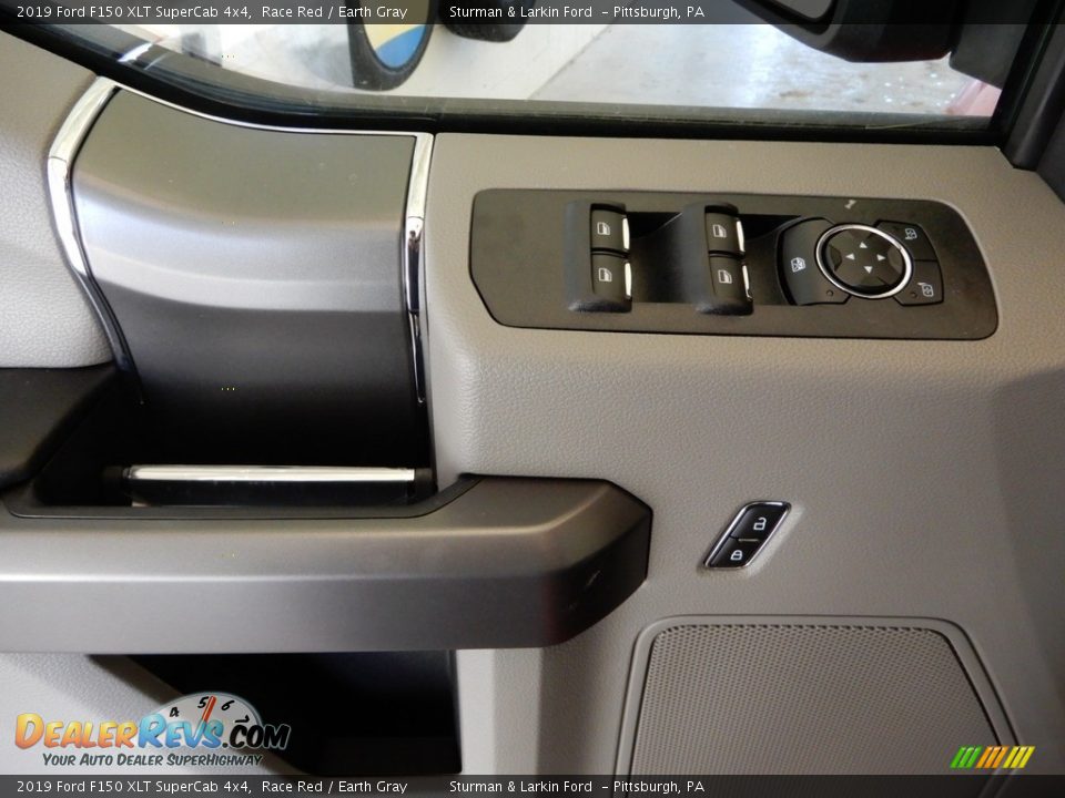 2019 Ford F150 XLT SuperCab 4x4 Race Red / Earth Gray Photo #9