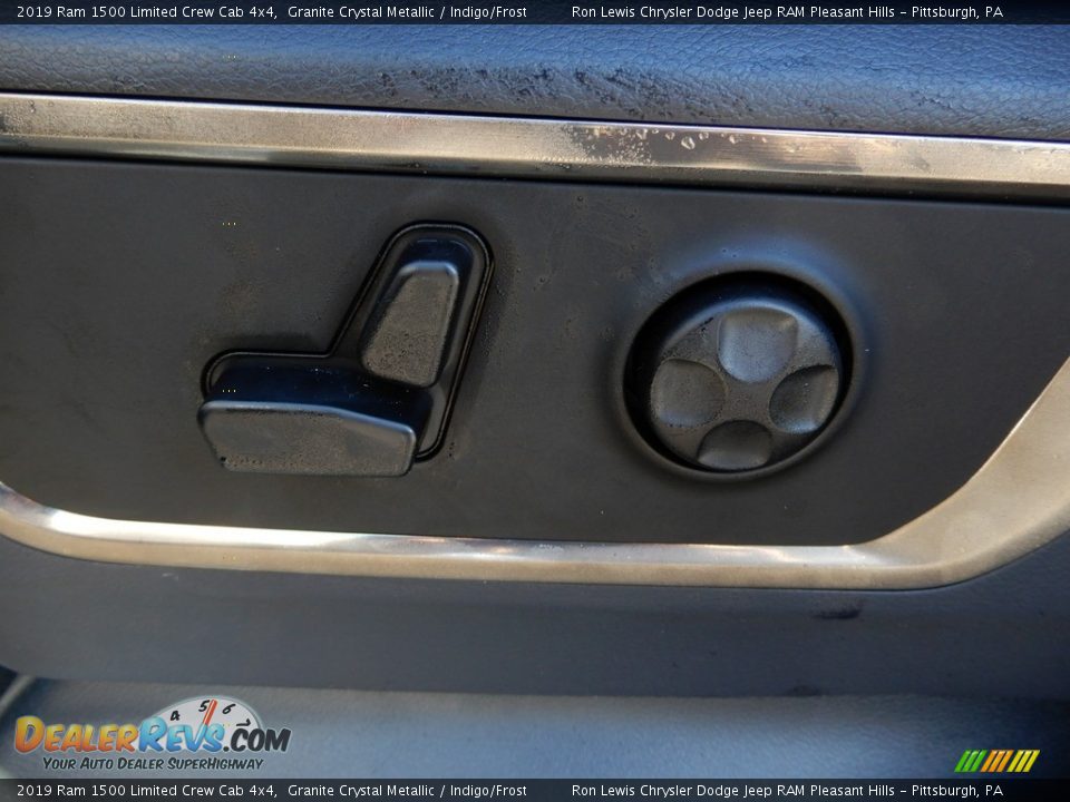 2019 Ram 1500 Limited Crew Cab 4x4 Granite Crystal Metallic / Indigo/Frost Photo #16