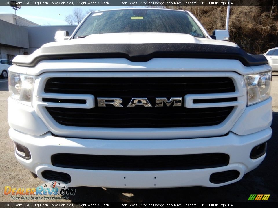 2019 Ram 1500 Big Horn Crew Cab 4x4 Bright White / Black Photo #8