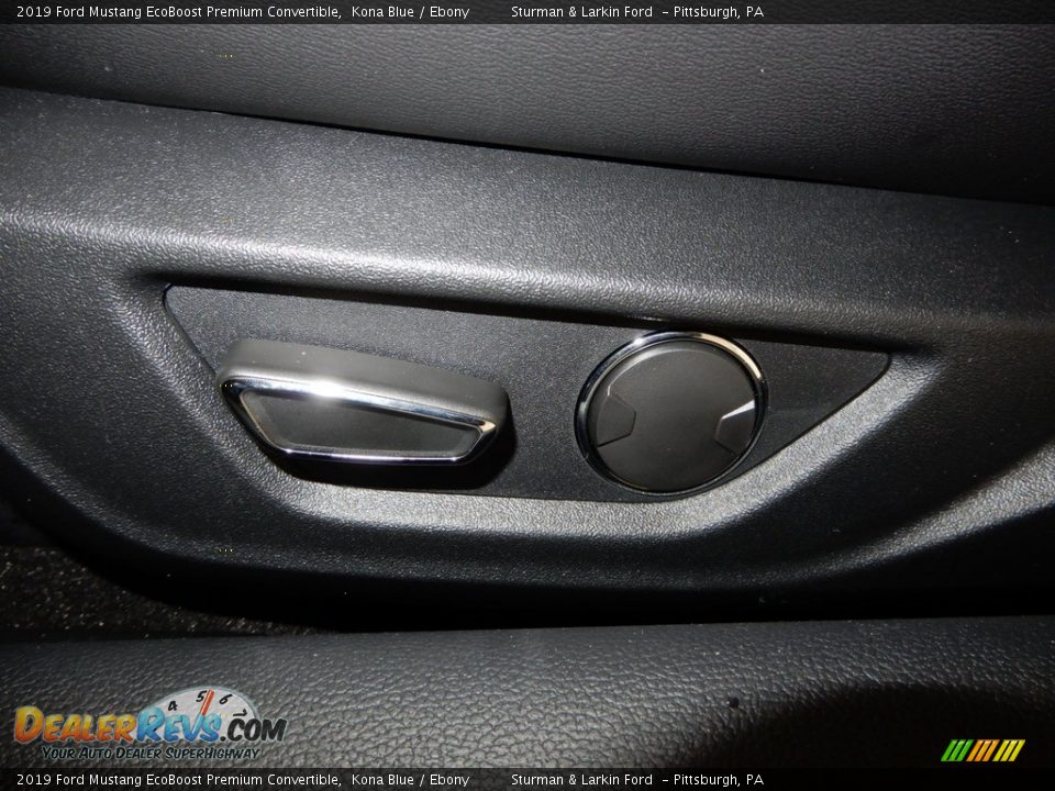2019 Ford Mustang EcoBoost Premium Convertible Kona Blue / Ebony Photo #11
